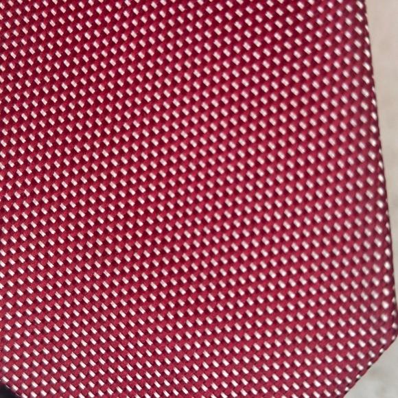 Michael Kors MK Red Dotted Men's Neck Tie - Picture 2 of 5
